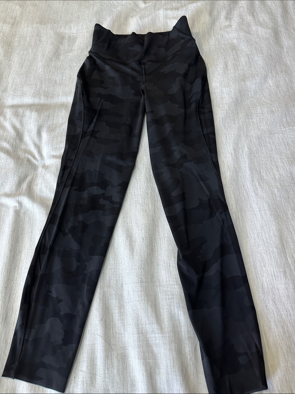 Lululemon Base Pace Running Tights - Picture 4 of 9